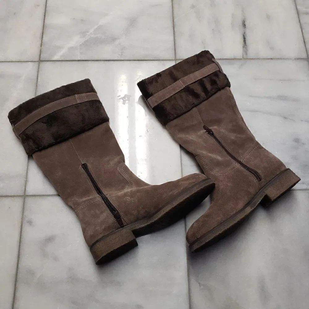 Kids Brown Fur Trimmed zip up Boots, us size 5